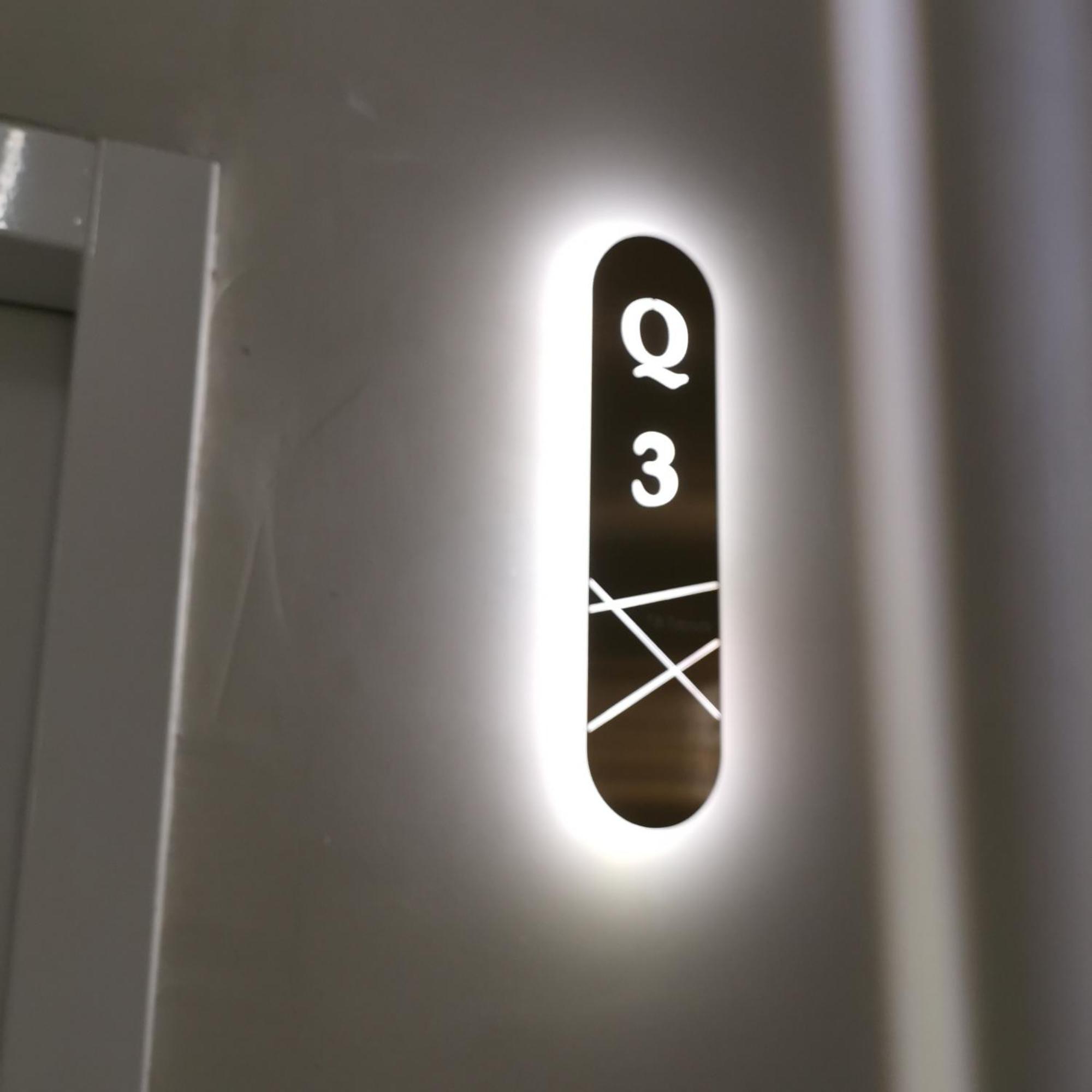 橙舍太空艙 Tw Capsule Hostel Тайбэй Экстерьер фото